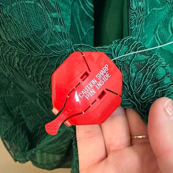 NWT Marchesa Notte Embroidered Gown Green Formal Dress 2 - Picture 11 of 12